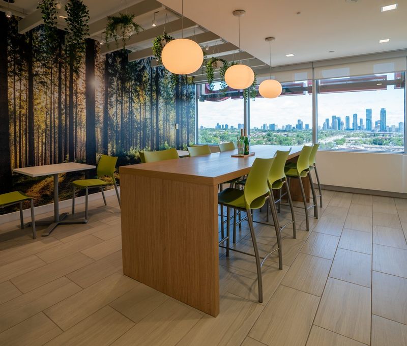 1290 Central Pkwy W 1290 Central Pkwy W, Mississauga - Image 9