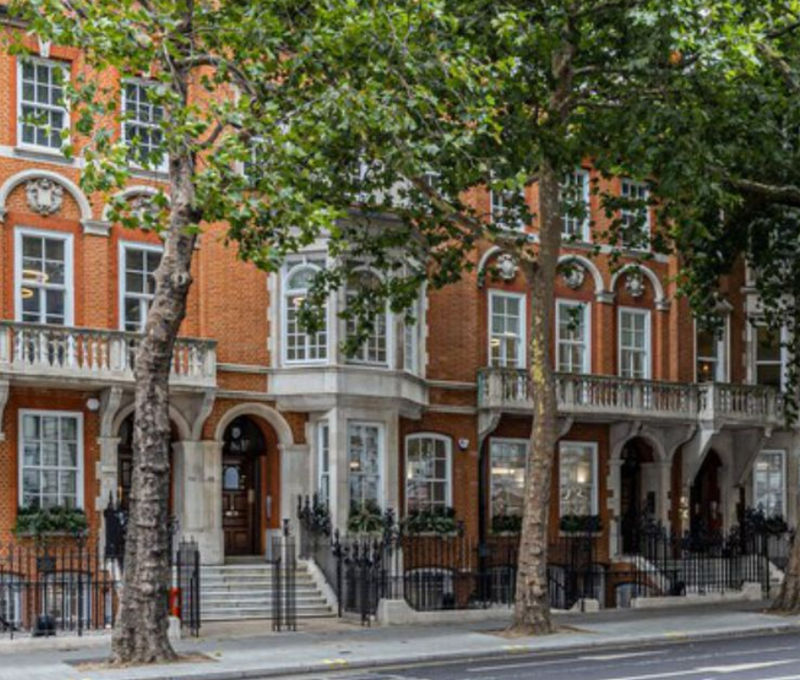 132 Buckingham Palace Road, Greater London - Image 6