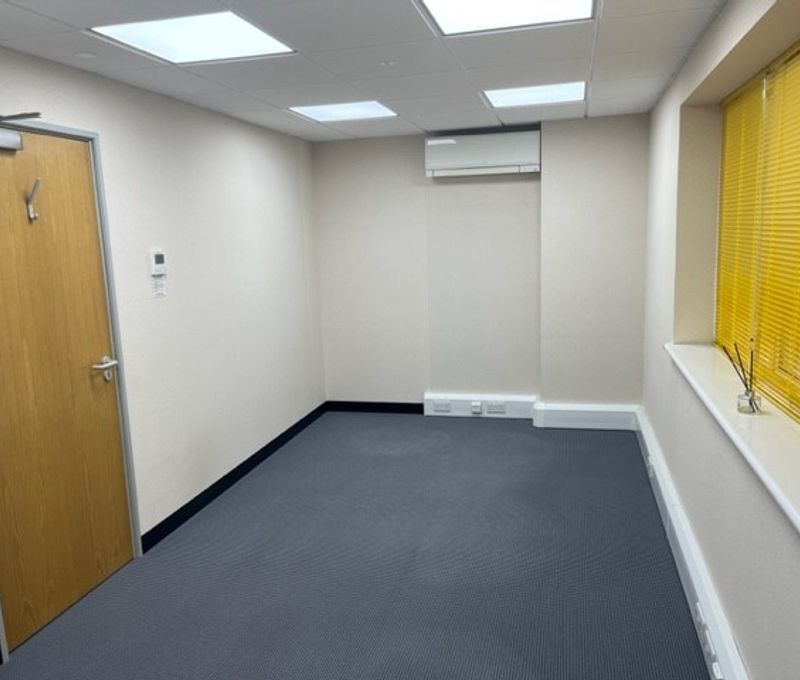 Longfield Road, Tunbridge Wells - Image 1