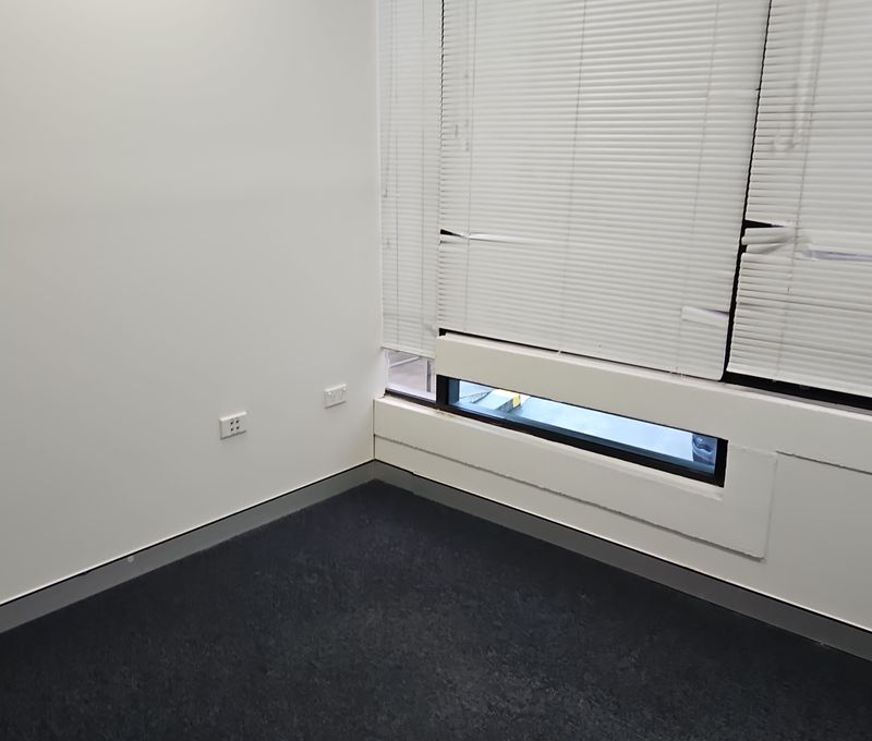 33 Lexington Drive, Bella Vista - Image 8