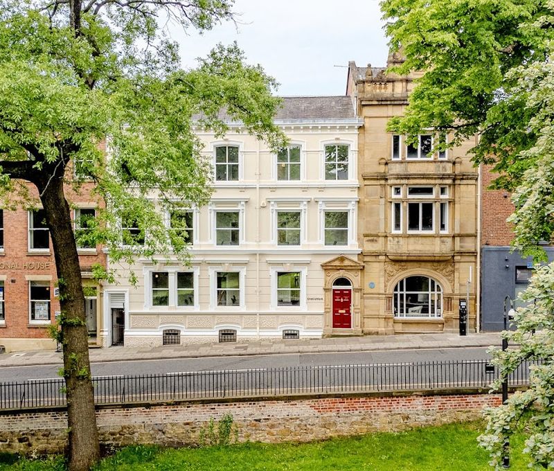 33-34 Winckley Square, Preston - Image 8