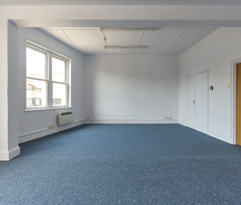 Station Hill, Chippenham - Image 2