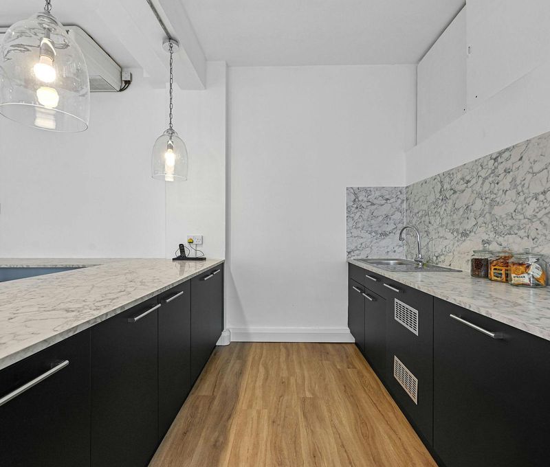 11-12 Charlotte Mews 11-12 Charlotte Mews, Fitzrovia - Image 8