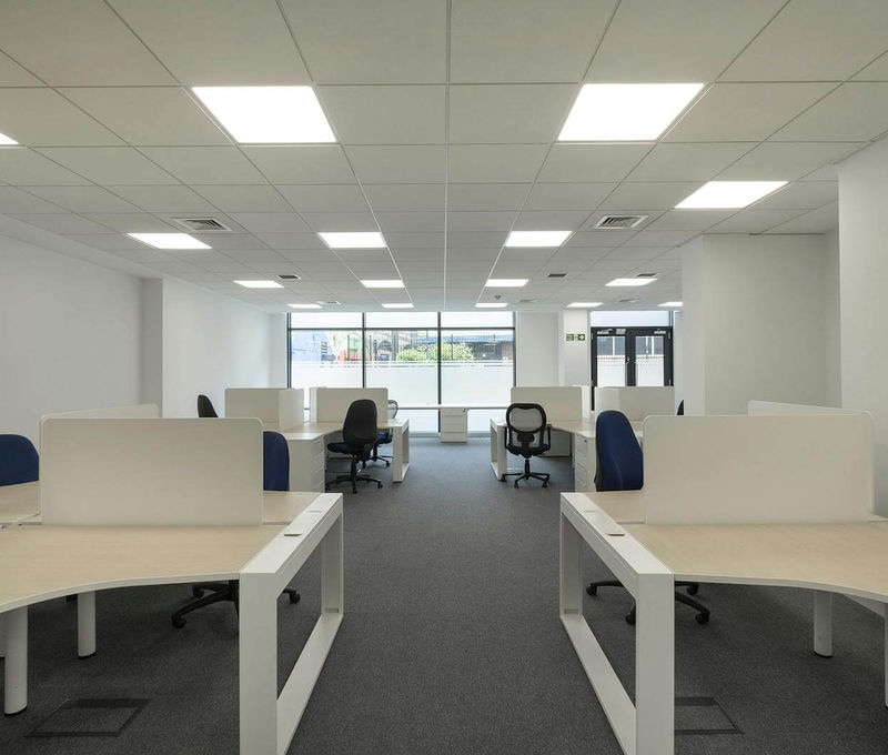 6 Tinworth Street, Bankside - Image 2