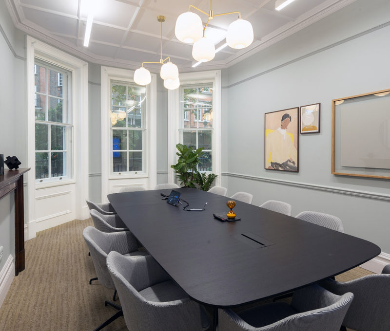 146 Buckingham Palace Rd, Greater London - Image 2