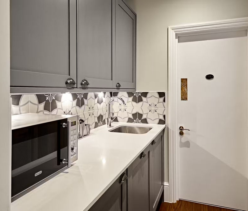 8-9 Percy Street 8-9 Percy Street, Fitzrovia - Image 3