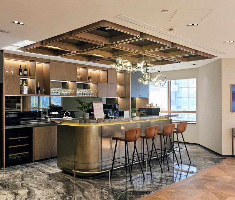 4-4A Des Voeux Road Central, Hong Kong - Image 6