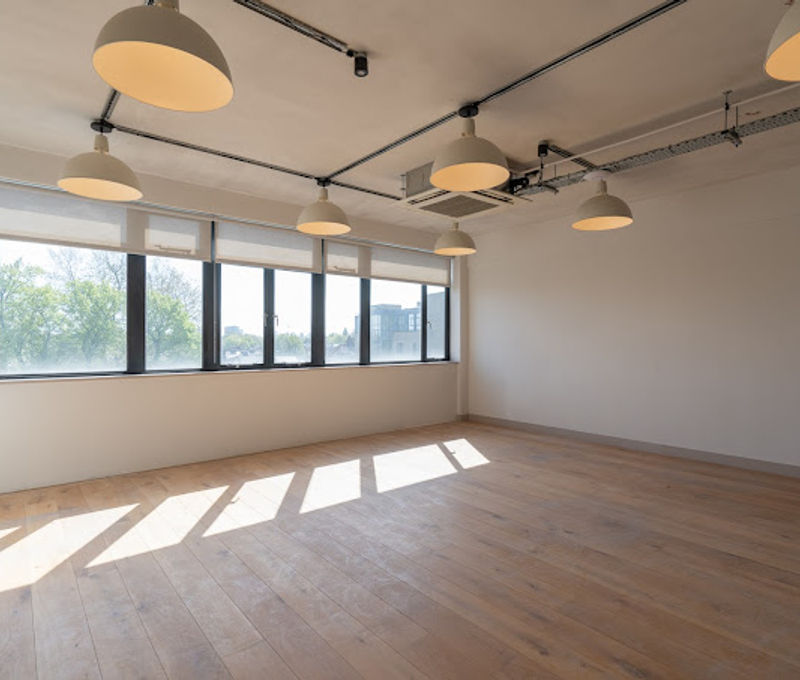 2 Bocking Street, London - Image 4