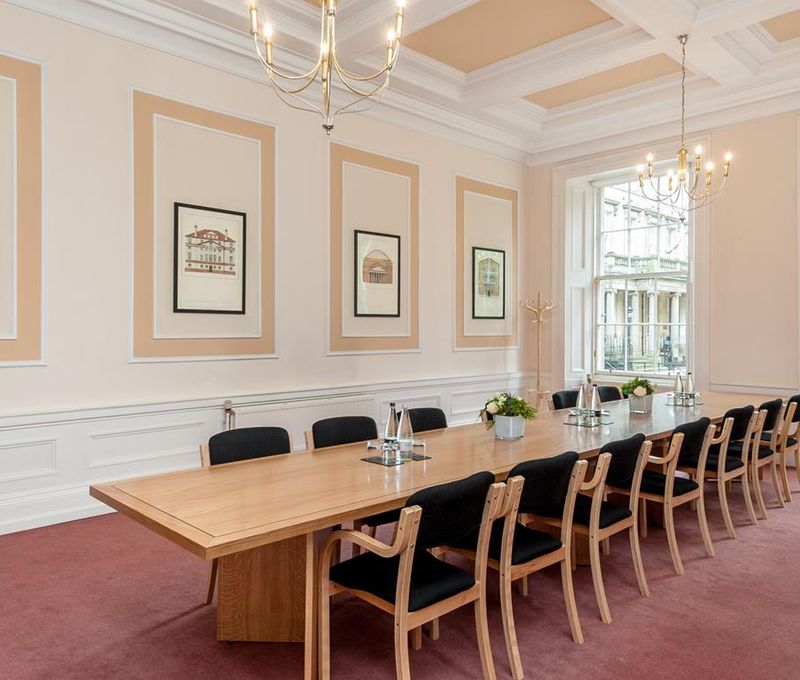 28 Rutland Square, Edinburgh - Image 2