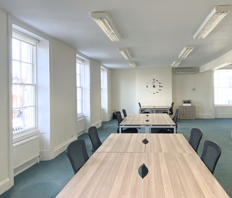 29 Cambray Place, Gloucestershire - Image 7
