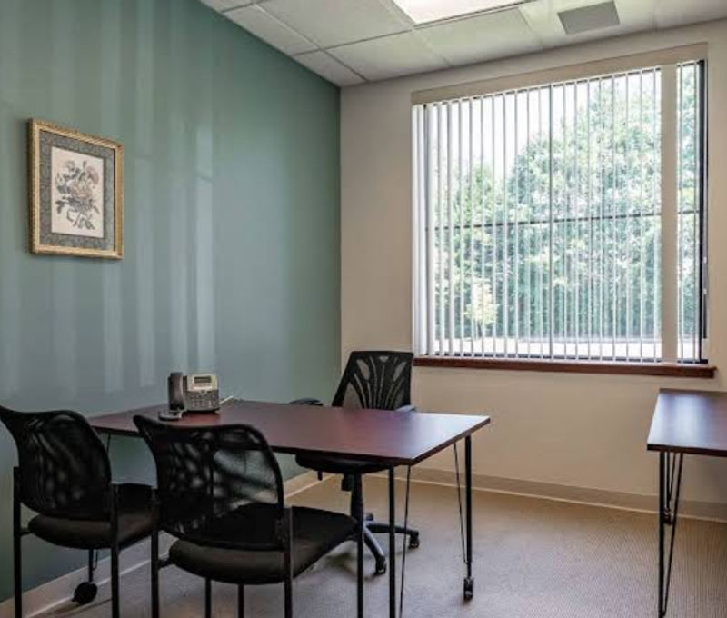 537 West Sugar Creek Road 537 West Sugar Creek Road, Charlotte - Image 2
