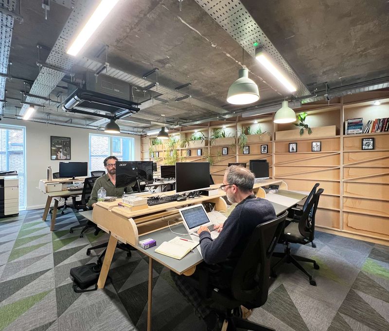 102 Rookery Court, Greater London - Image 3