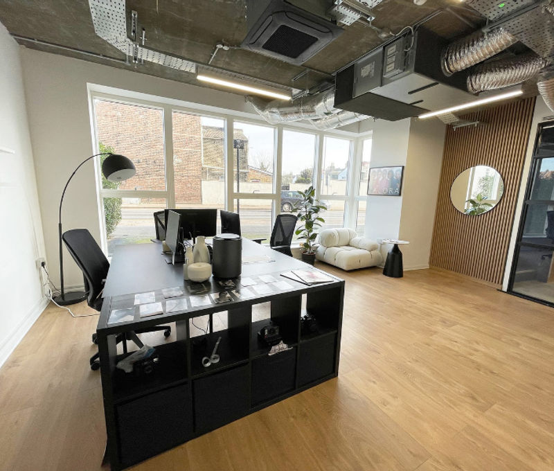 102 Rookery Court, Greater London - Image 4