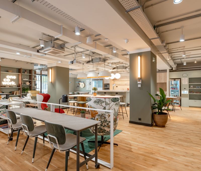 12 Calle De Prim, Madrid - Image 7