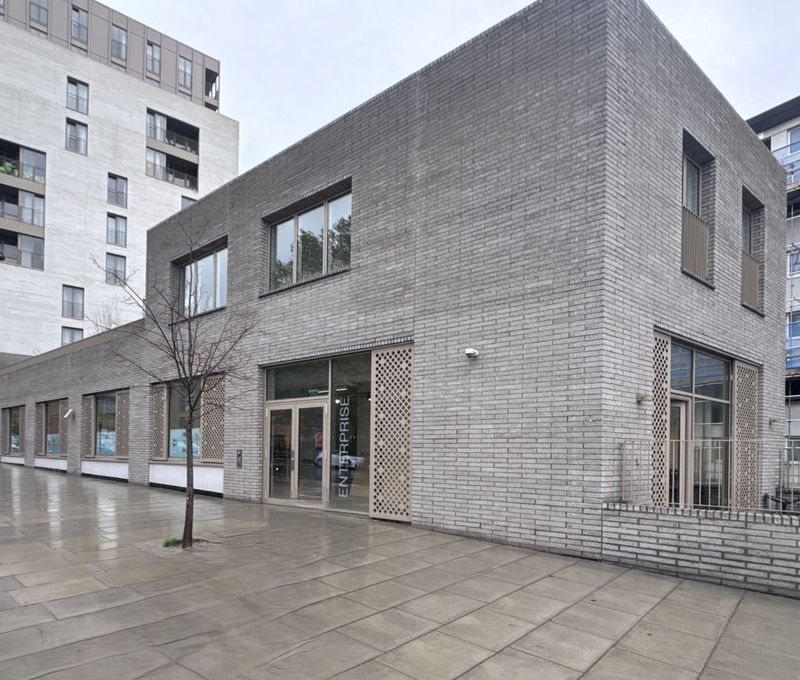 Lisson Grove, Greater London - Image 8