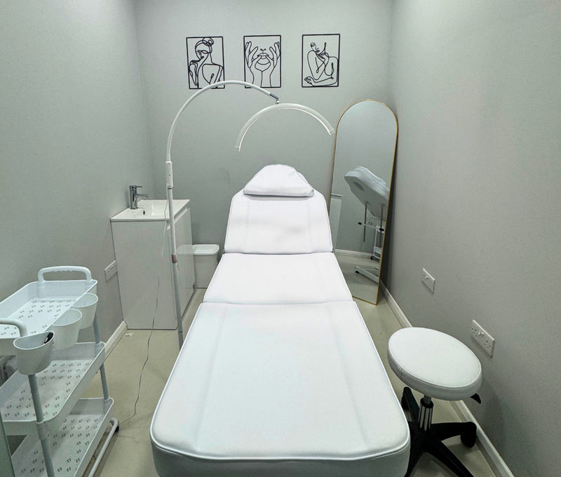 106 Finchley Road, London - Image 2