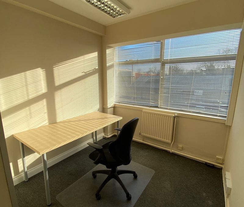 12 Deer Park Road 12 Deer Park Road, Greater London - Image 2