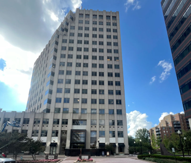 1100 N Glebe Road, Arlington - Image 8