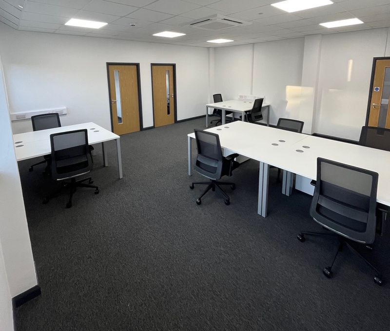 120 Grove Rd, Stoke-on-trent - Image 1