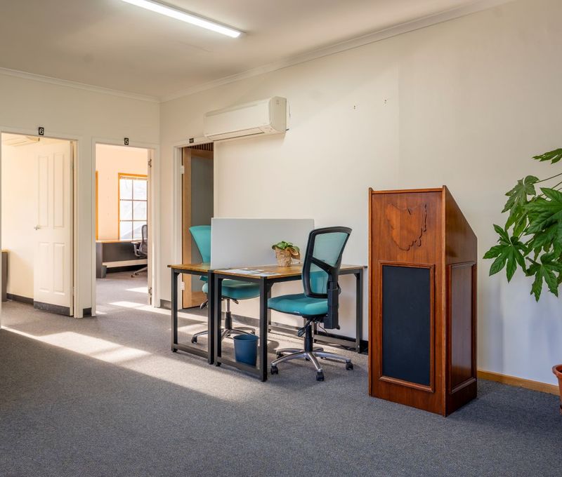 1a Cambridge Road, Bellerive - Image 4