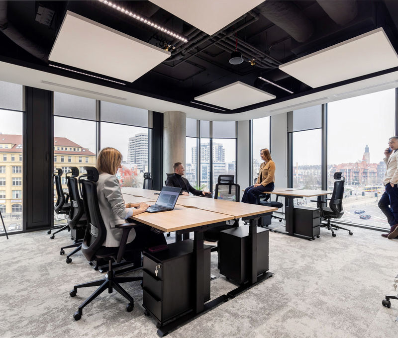 5 Plac Władysława Andersa, Poznań - Image 1