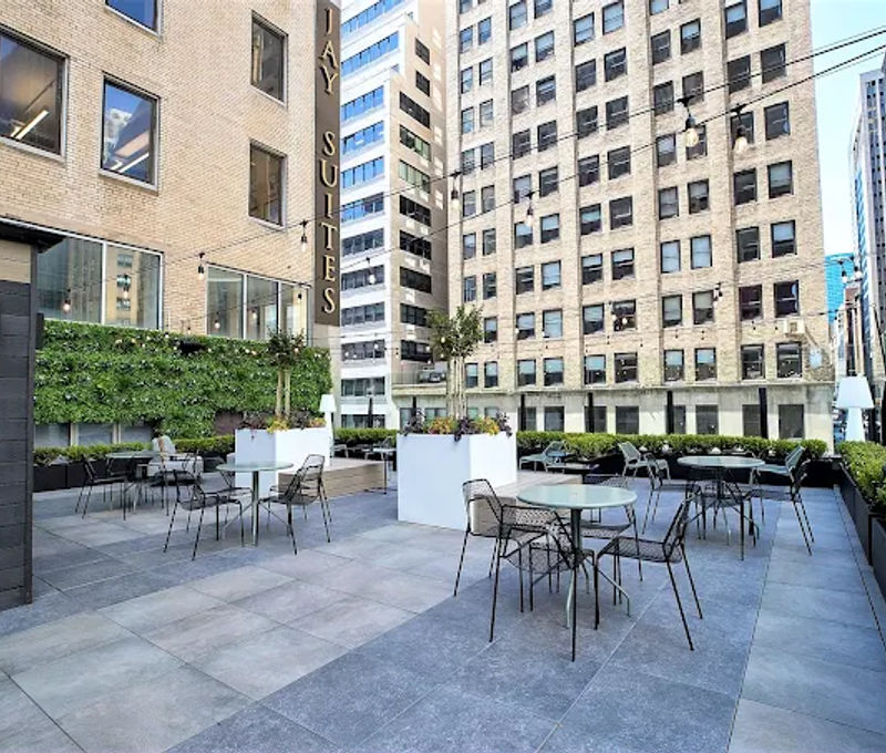 369 Lexington Ave, New York - Image 4