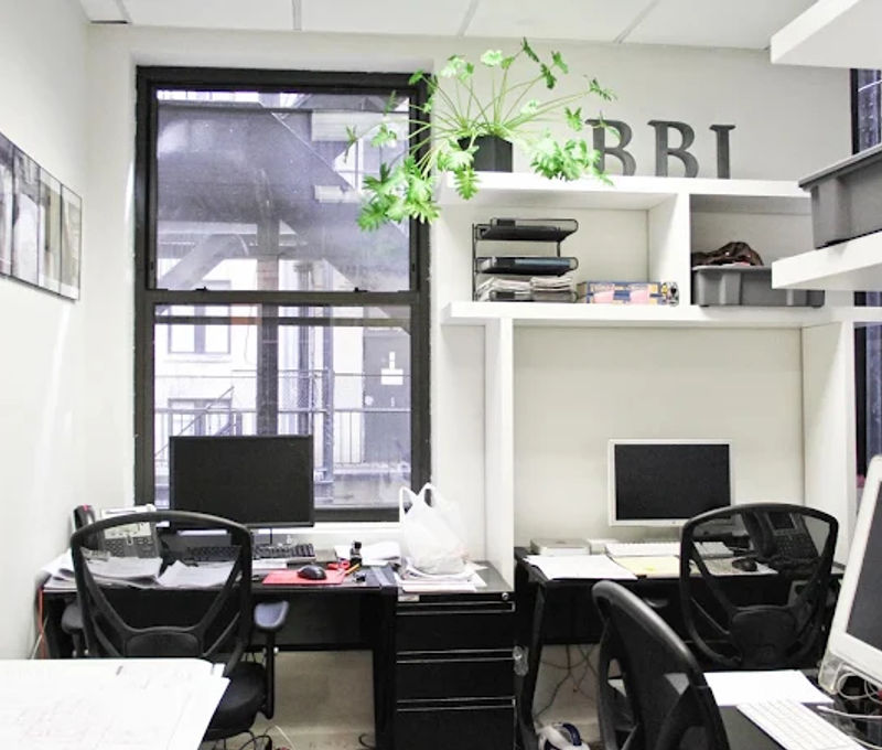 31 W 34th St, New York - Image 2