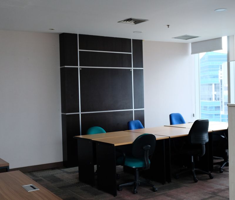 Jalan Dr Ide Anak Agung Gde Agung Kav E32 No 1, Jakarta - Image 2