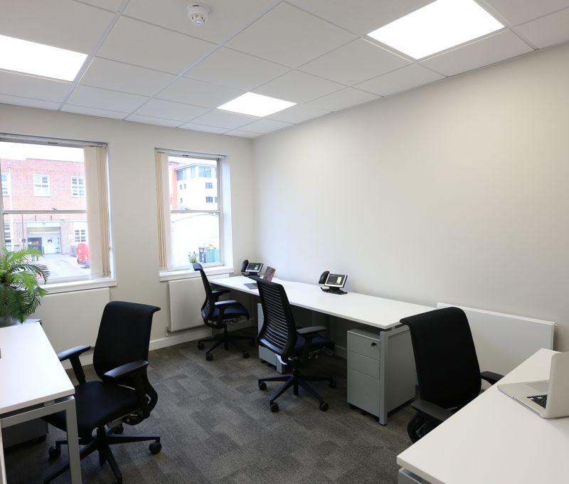 2 Newman Road, Greater London - Image 5