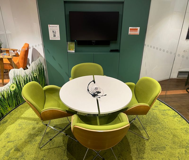 69 Wilson Street, London - Image 3