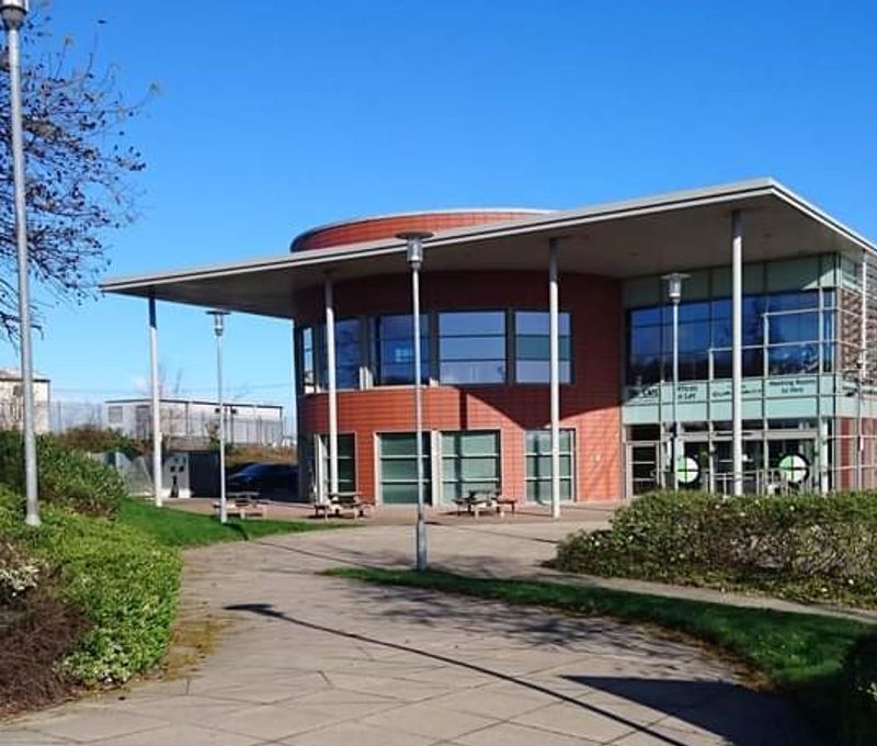 99 Parkway Avenue, Sheffield - Image 5