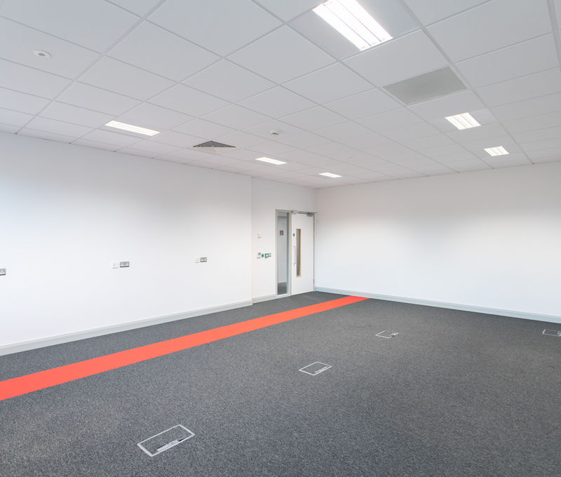 385 Springfield Road, Belfast - Image 13