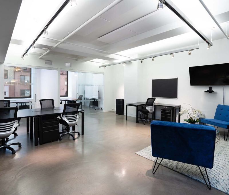 530 Seventh Avenue, New York - Image 2