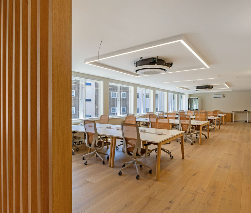 192 Vauxhall Bridge Road, London - Image 2