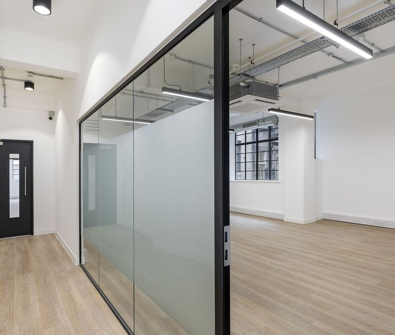 66-67 Newman Street, Fitzrovia - Image 8
