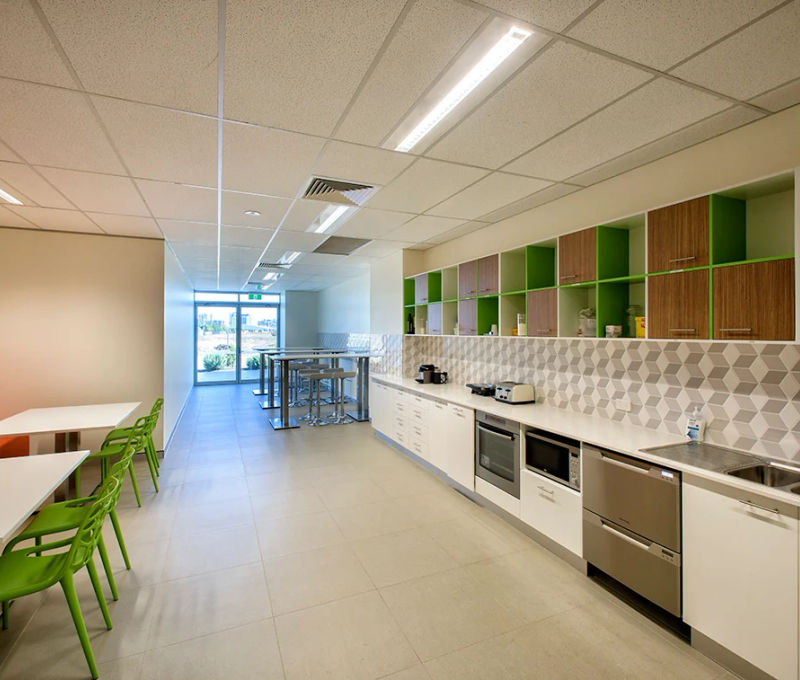 371 Macarthur Avenue, Hamilton - Image 2