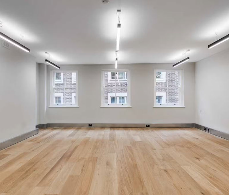 47 Beak Street, Carnaby - Image 2