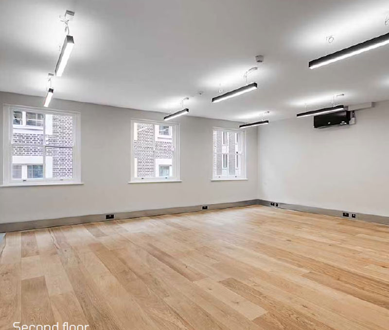 47 Beak Street, Carnaby - Image 1