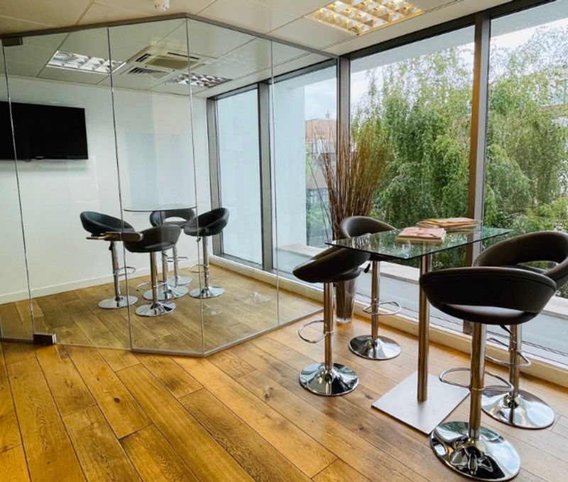 64-66 Wingate Square, London - Image 4