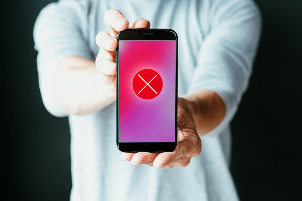 Jakie błędy najczęściej popełniamy przy tworzeniu aplikacji mobilnych? Tworzenie aplikacji mobilnych: unikaj pułapek i odnieś sukces