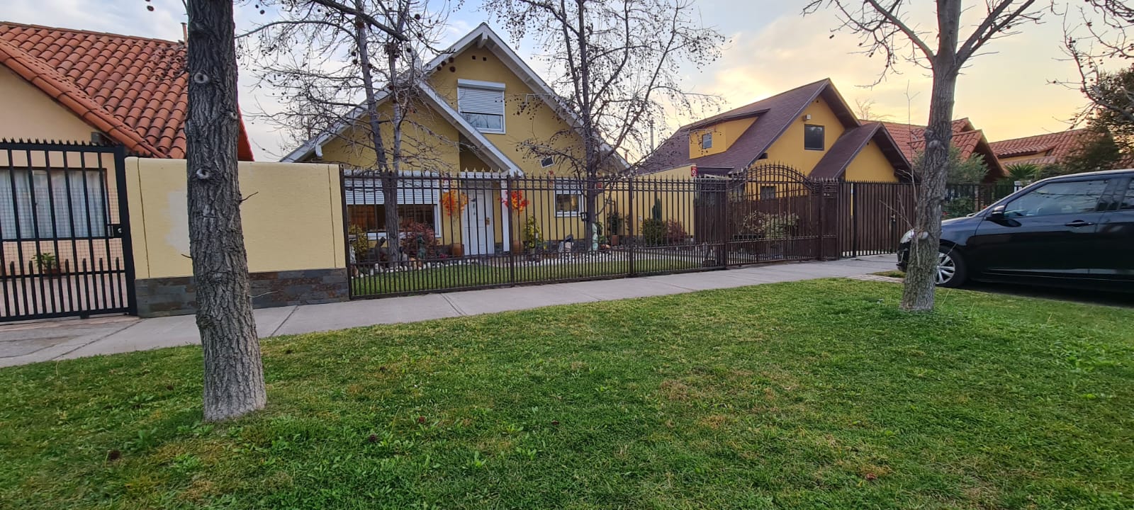 Excepcional Casa en Condominio Jardines de La Viña