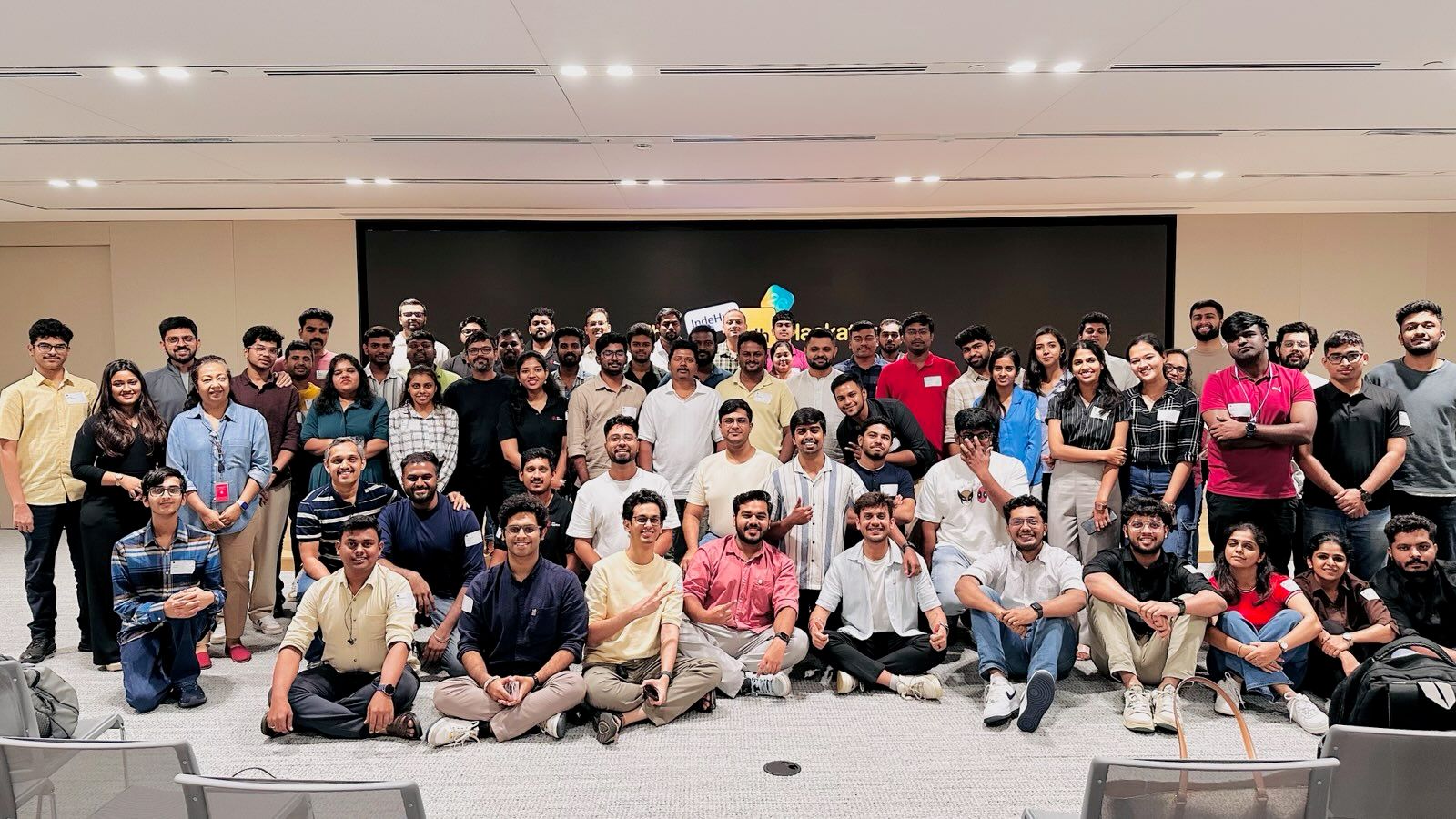 The IndeHub hackathon 2025 group picture