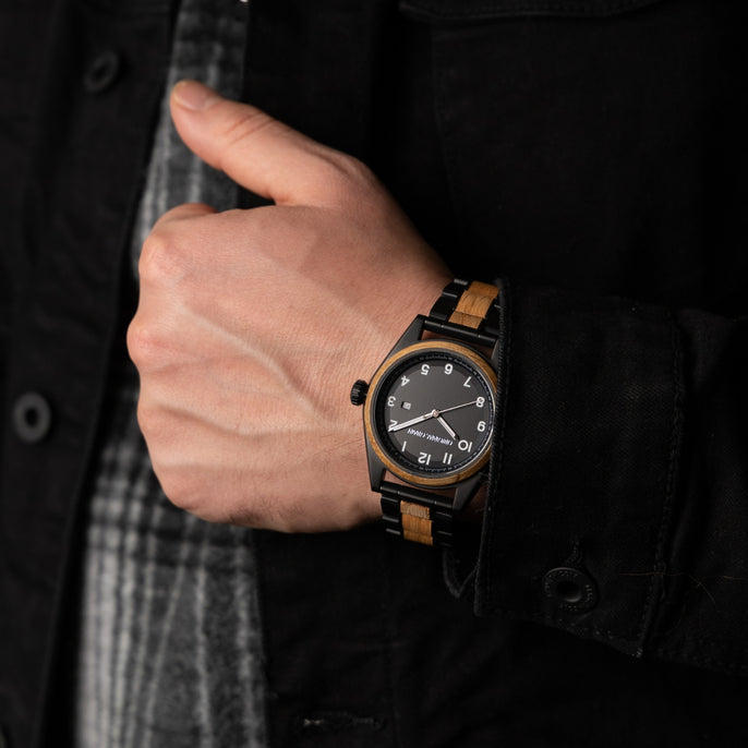 Oak Wood Black Nomad 42mm