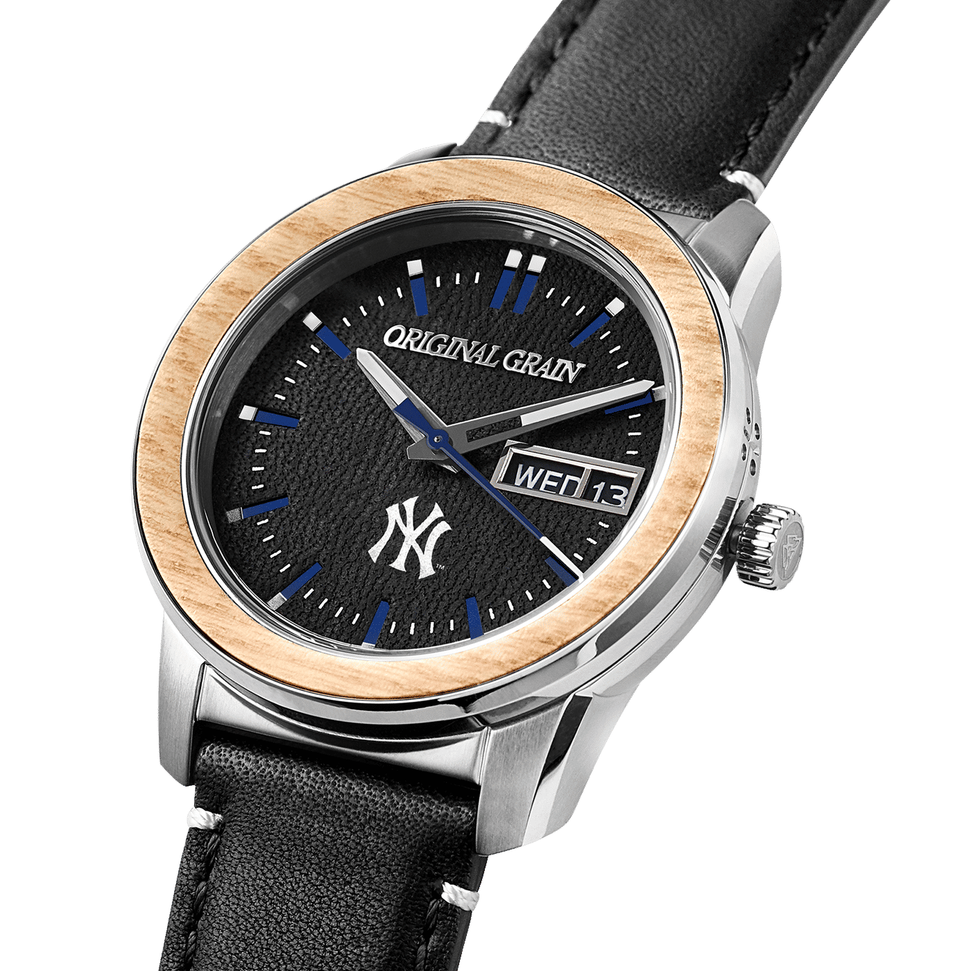 Side View of NY Yankees MLB Reclaimed 42mm - Leather Dial