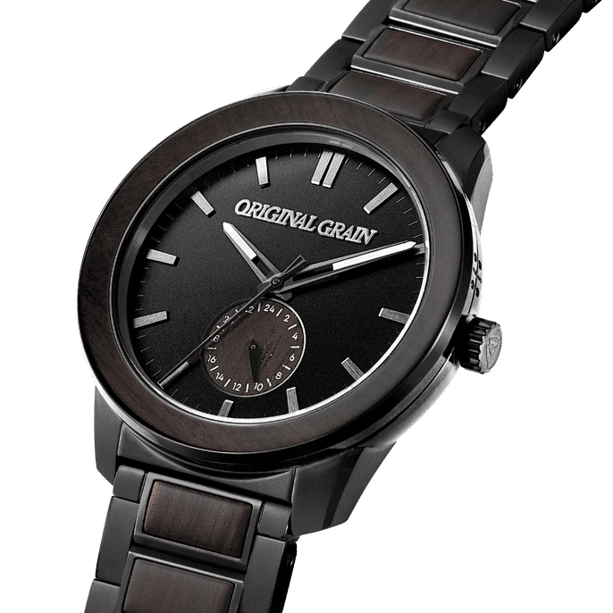 Side view of the Blackwood Barrel 46mm by Original Grain