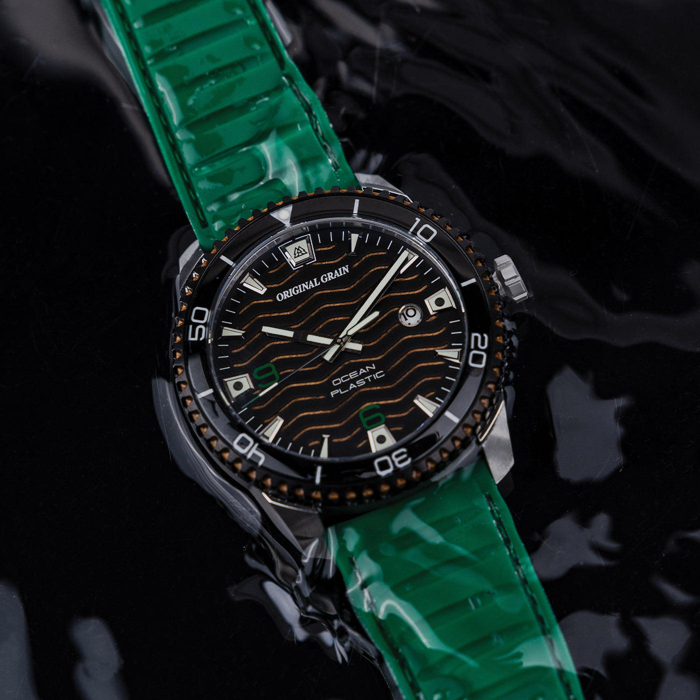 Teakholz Green Ocean Plastic Diver 44mm