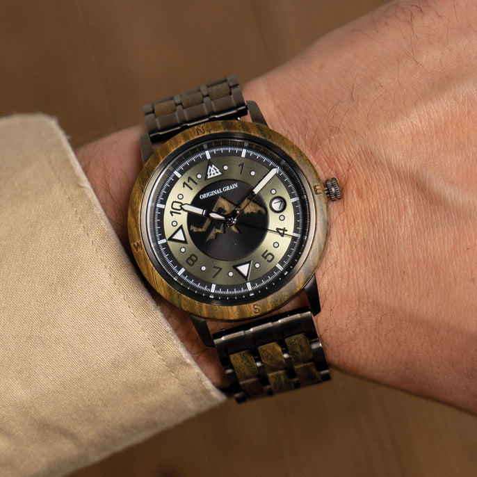 Andes Palo Santo Gunmetal Mountain Range 43mm