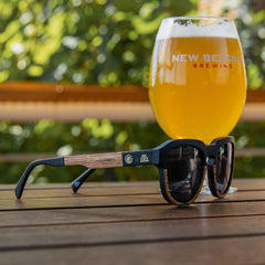 Neue belgische Eichengold-Sonnenbrille