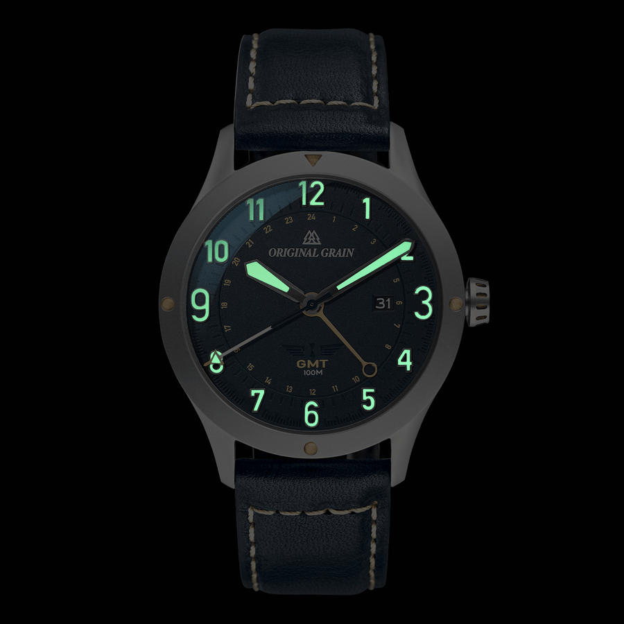 Maple Silver Pilot Zulu 43mm by Original Grain lumi details