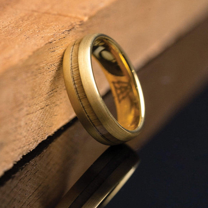 Tequila Añejo Gold Barrel 42 mm Uhr + Ring-Paket